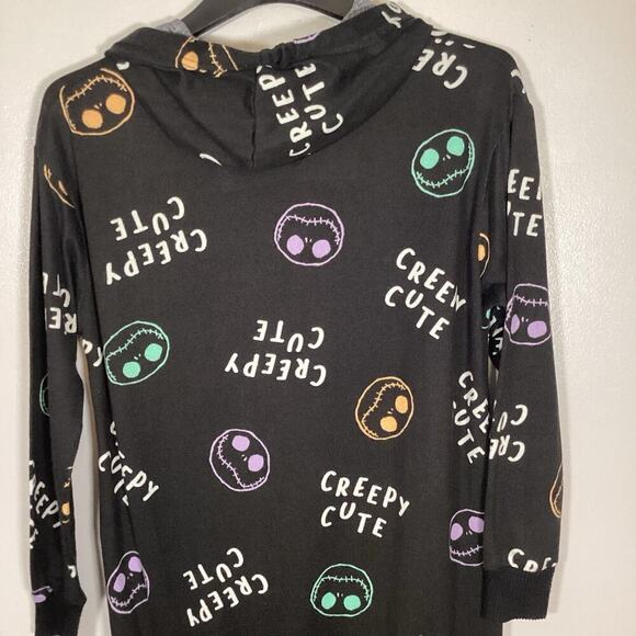 Disney Nightmare Before Xmas Tim Burton Hooded Sleepshirt Small Creepy Cute PJ - Picture 4 of 8